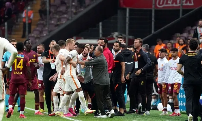 Göztepe maçı sonrası Galatasaray Teknik Direktörü Fatih Terim'den VAR tepkisi - 1