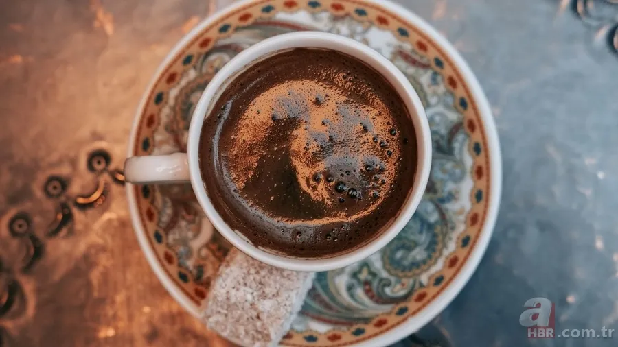 Kahvenize 1 kaşık ekleyin: 7 günde 3 kilo yağ yakın! Zayıflama sırrı ortaya çıktı 8