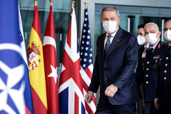 Milli Savunma Bakanı Hulusi Akar NATO Karargahı'nda - 4