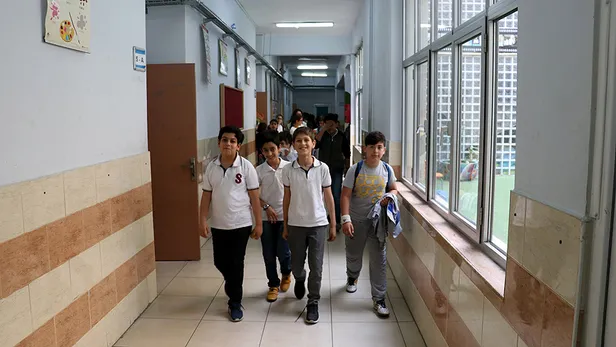 Okullarda kasım ayı ara tatil hangi gün? 2022 ilk ara tatil ne zaman? 2022-2023 eğitim yılı MEB takvimi!