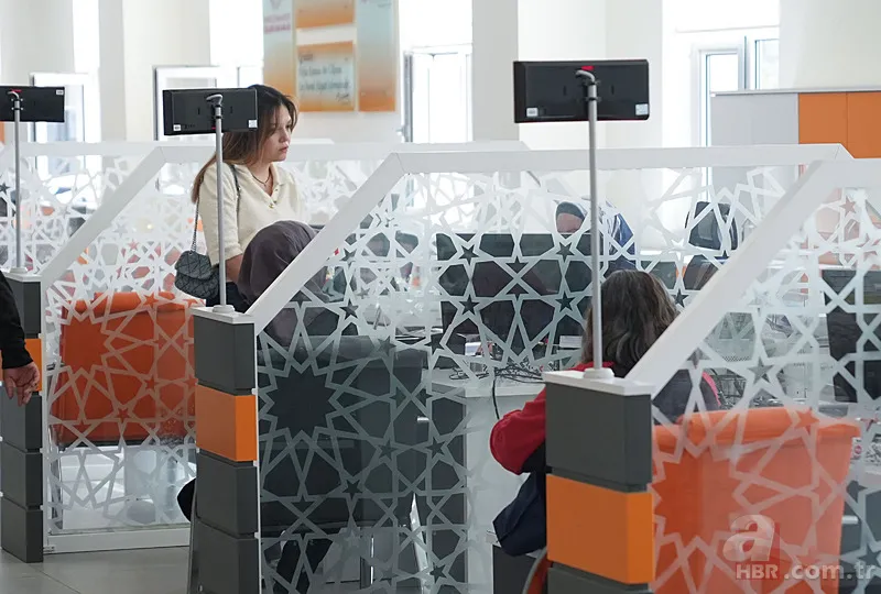 EHLİYET YENİLEME RANDEVU ALMA: Eski tip sürücü belgesinde süre doluyor! Ehliyet yenileme için gerekli belgeler neler? 8