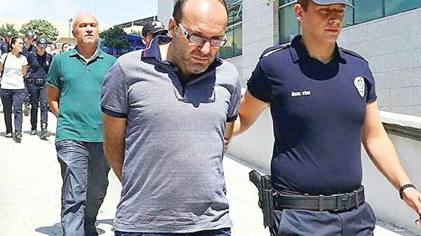 FETÖ’cü Karaarslan’ın CHP’li belediyeyi nasıl hortumladığı ortaya çıktı! Tek tek peşkeş çektiler