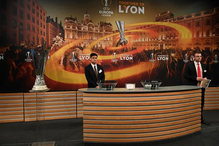 Son dakika: UEFA Avrupa Ligi'nde son 16 turu kuraları çekildi - 1