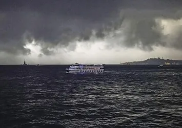 İstanbul'da sağanak yağış başladı...
