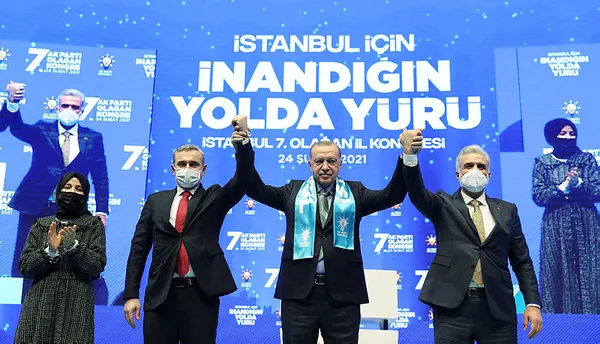 Geçmişte Saadet Partisi'nde aktif görev yapan üç isim AK Parti İstanbul İl Yönetim Kurulu'nda - 2