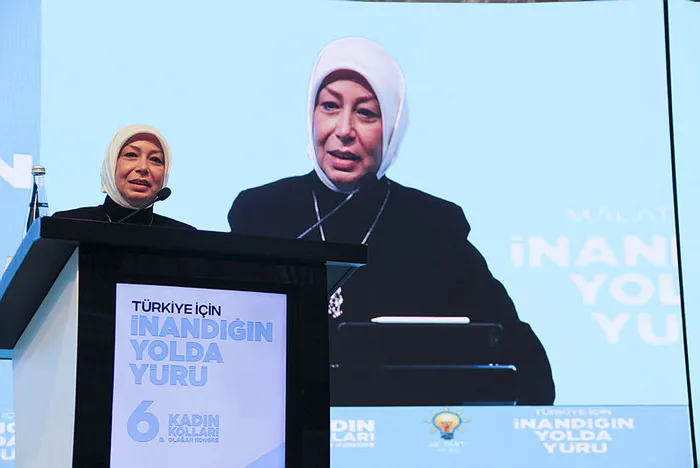 AK Partili Öznur Çalık’tan flaş Pervin Buldan açıklaması! O görüşmenin ardından tanımadığım bir numaradan aradı