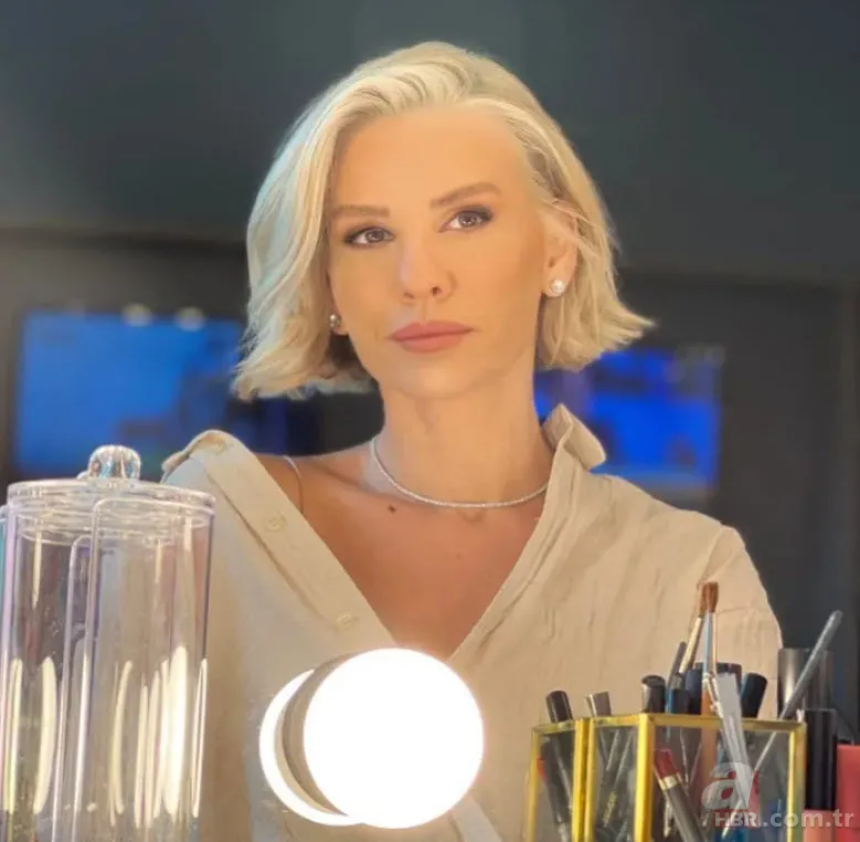 Esra Erol’un havuz başı pozu sosyal medyayı salladı! Eşi Ali Özbir kayıtsız kalamadı 7