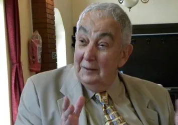 Osmanlı hanedan reisi Osmanoğlu vefat etti