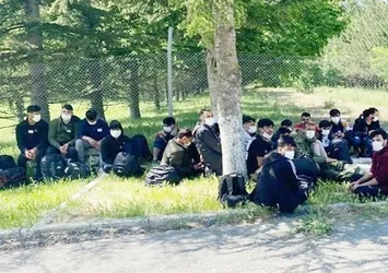 Kırklareli'nde 13 düzensiz göçmen yakalandı
