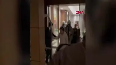 Sultangazi’de 27 katlı otelde yangın