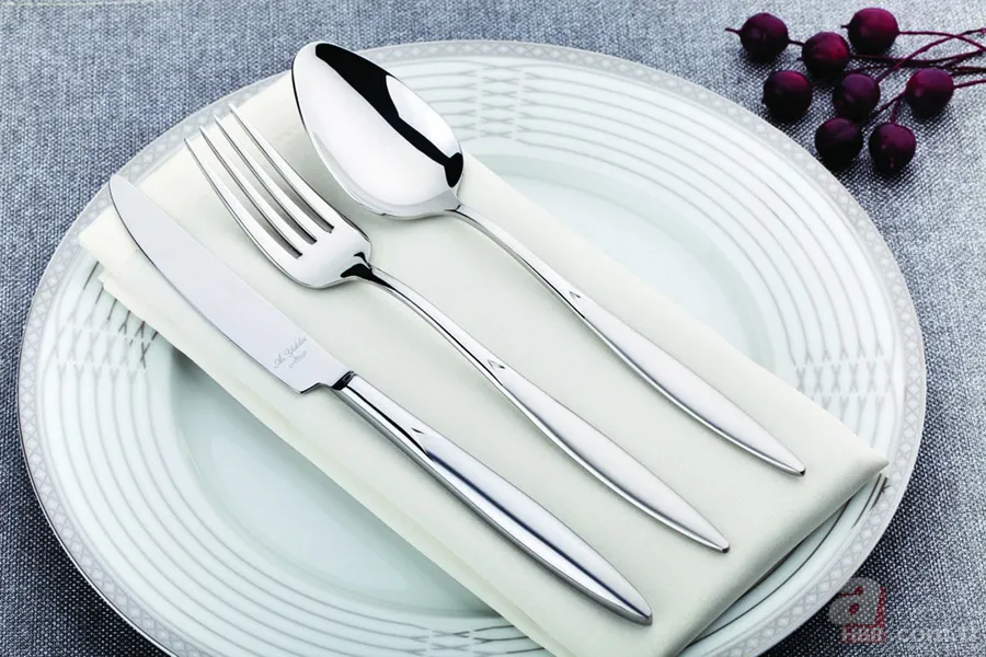 Çatal kaşıklarınız yeni gibi oluyor! Sadece birkaç saniyenizi alacak 1