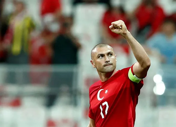 1630955622863.jpg Hollanda'nın yıldız oyuncusu Memphis Depay'dan Türkiye yorumu: Burak Yılmaz bizim için tehlike oluşturabilir - 5