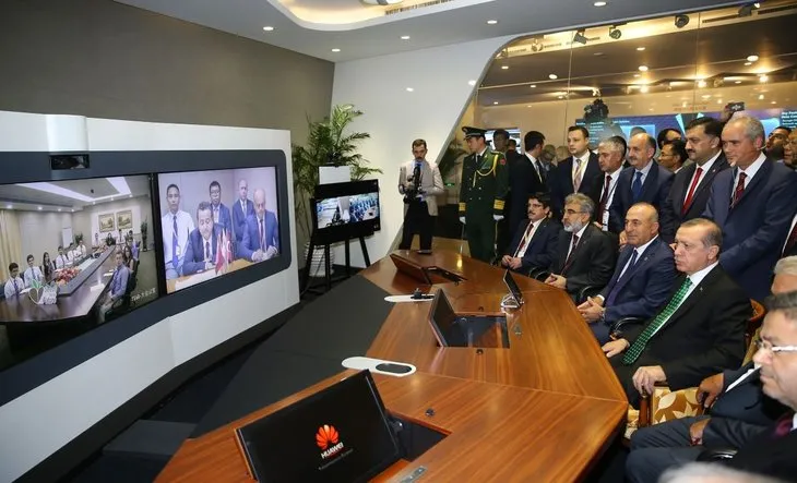 Erdoğan Huawei firmasını ziyaret etti