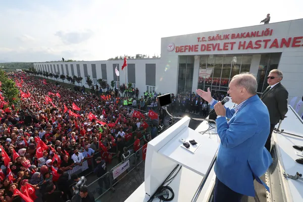 Sağlık Bakanı Fahrettin Koca: İnsanlık ve merhamette öndeyiz