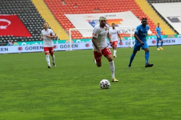 5 gollü nefes kesen mücadele | Gaziantep FK 2-3 BB Erzurumspor MAÇ SONUCU ÖZET Süper Lig 37. hafta puan durumu