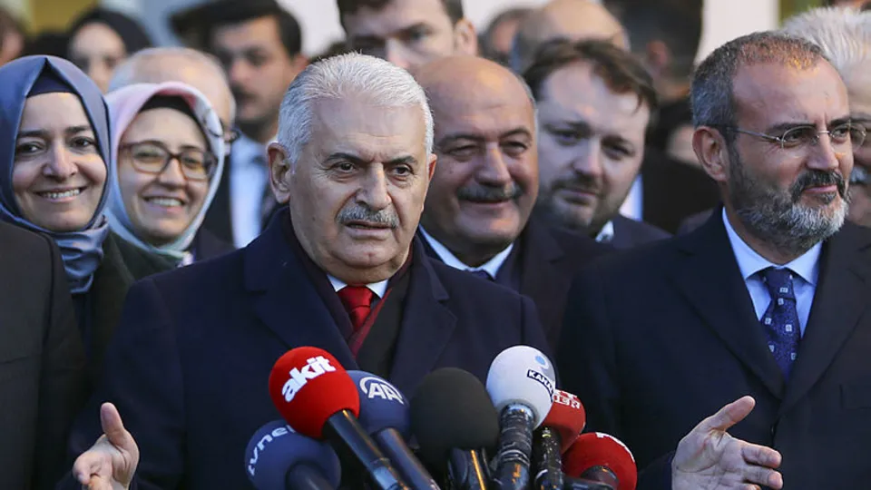 Binali Yıldırım’dan kritik açıklamalar: Venezuela gibi bir havaya sokmak isteyenlere karşı...
