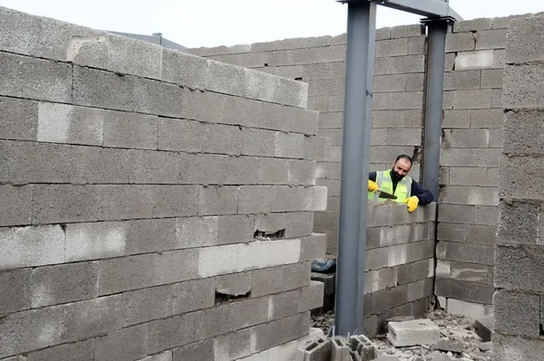 İslahiye’de depremzedeler için hummalı çalışma! 1300 prefabrik ve 276 briket ev martta hazır