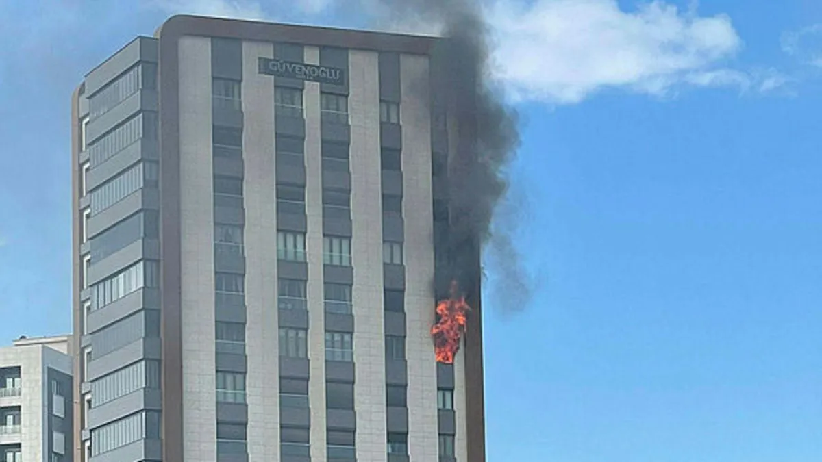 Gaziantep'te 8'inci kattaki dairede yangın