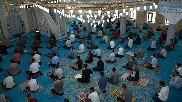 son-dakika-icisleri-bakanligindan-sokaga-cikma-kisitlamasi-aciklamasi-merak-edilen-sorular-tek-tek-cevaplandi-1609349633608.jpg Son dakika: İçişleri Bakanlığından sokağa çıkma kısıtlaması açıklaması! Merak edilen sorular tek tek cevaplandı - 12