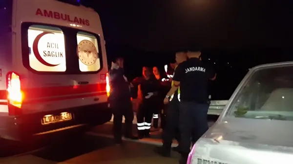 kaza-yapti-ardindan-bariyerlere-savruldu-2-yarali-1693447175257.jpg Kazanın ardından bariyerlere savruldu: 2 yaralı - 3