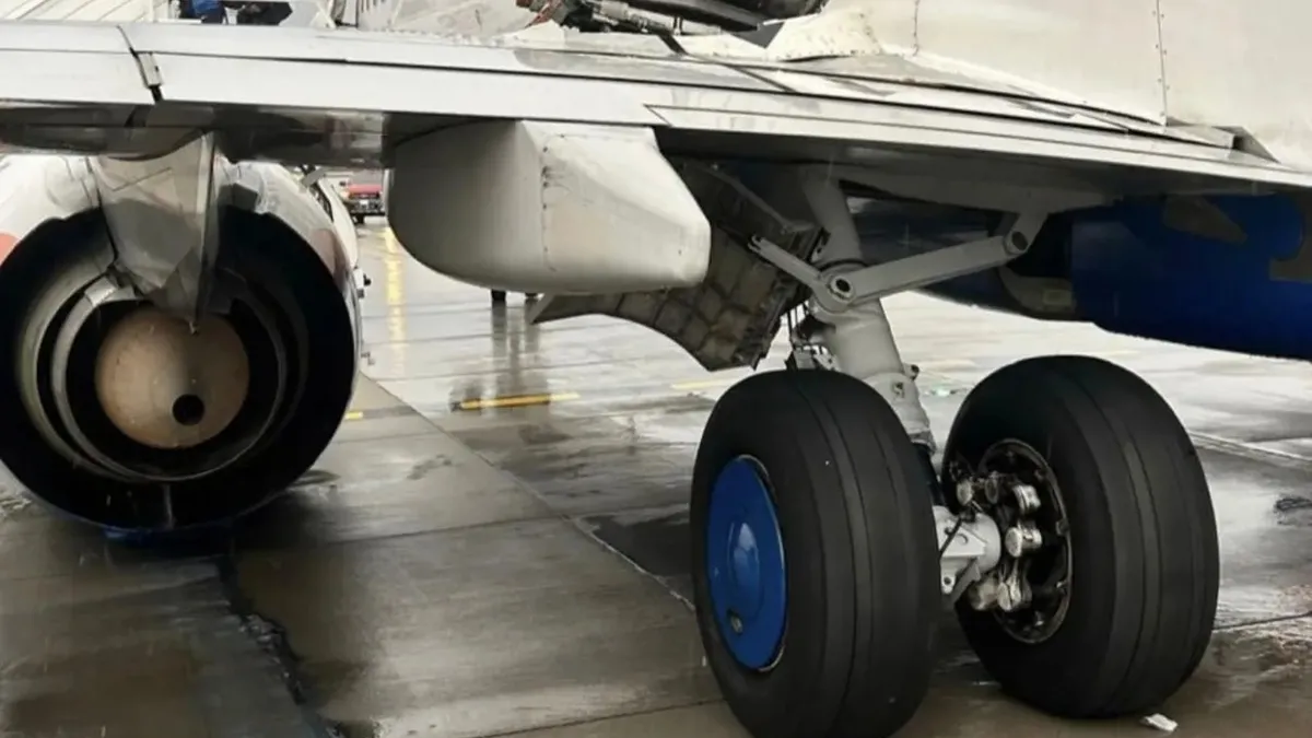 Antalya Havalimanı'nda panik anları: Kalkış öncesi uçağın tekerlekleri çıktı