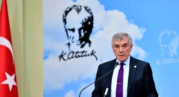 CHP'li vekil Mehmet Akif Hamzaçebi'den Ünal Çeviköz'e sert eleştiri: Yabancılardan çağrı beklemek züldür - 2