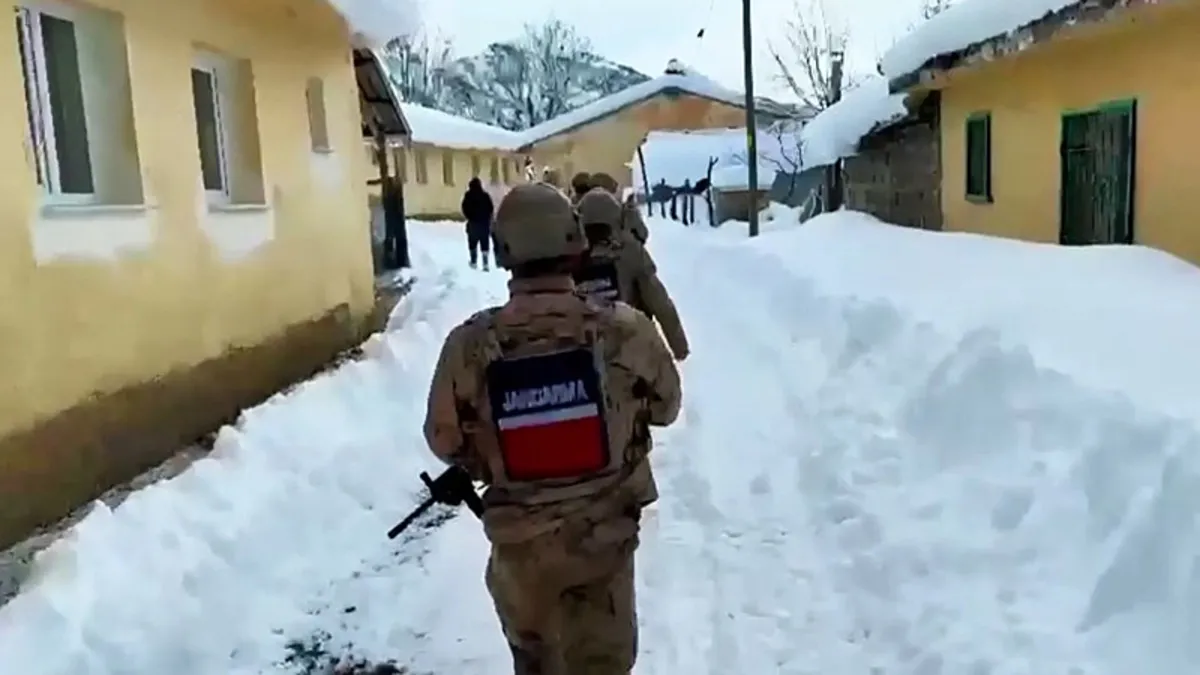 Tunceli'de PKK/KCK'ya yönelik operasyonlarda 9 gözaltı!