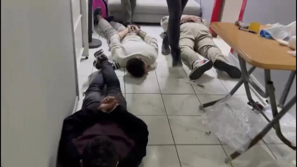Petshoptan 100 kg uyuşturucu çıktı!