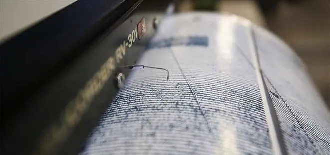 İzmir’deki peş peşe depremler! Korkutan uyarı: Bu bölge 6.8- 6.9 büyüklüğünde bir deprem üretmeye gebe