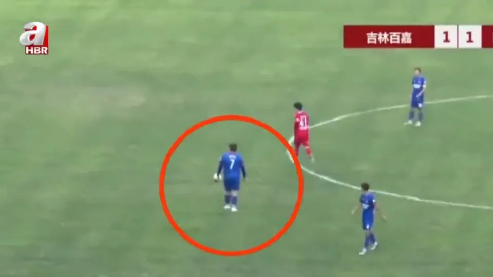 Oğlu için futbol takımı satın aldı! 126 kilo olan oğlunu forvet yaptı