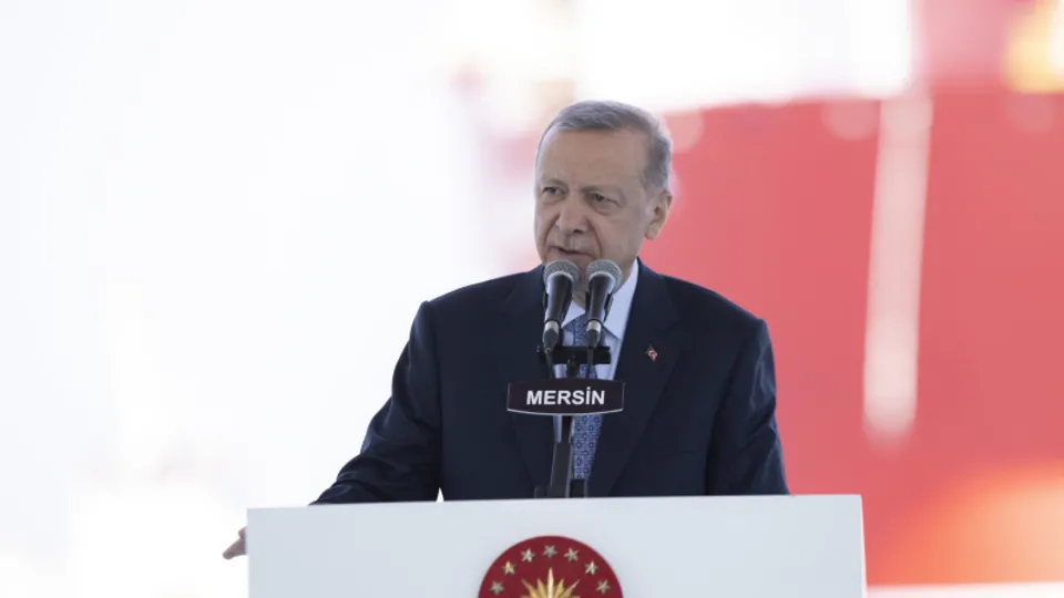 Türkiye'nin geleceği Mavi Vatan'da yükseliyor! Abdülhamid Han dünya basınında olay oldu