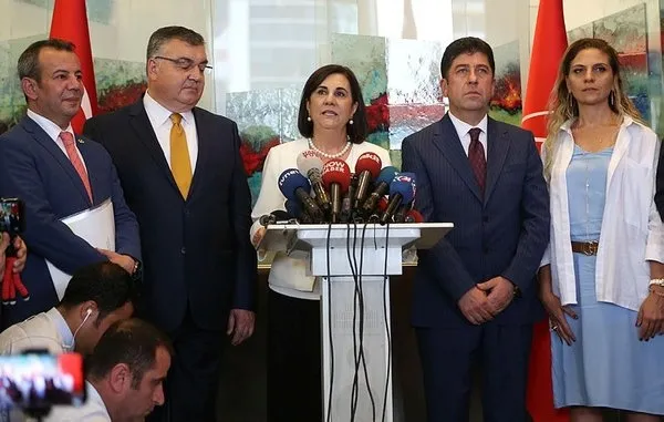 son-dakika-chpligaye-usluer-partisinden-istifa-etti-1620210623360.jpg Son dakika: CHP'li Gaye Usluer partisinden istifa etti - 4