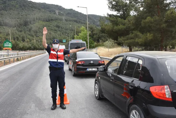 Hafta sonu sokağa çıkma yasağı var mı? Sokağa çıkma kısıtlamasından kimler muaf? İşte sokağa çıkma yasağından muaf olanlar