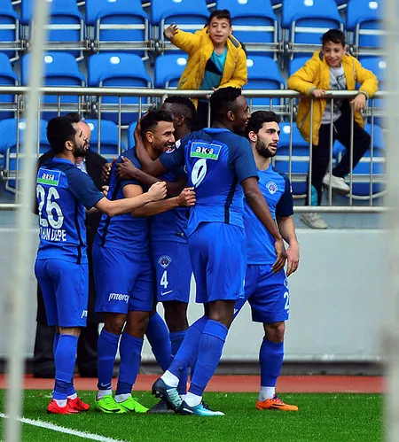 Kasımpaşa Aksihar'ı evinde 2 golle geçti - 1