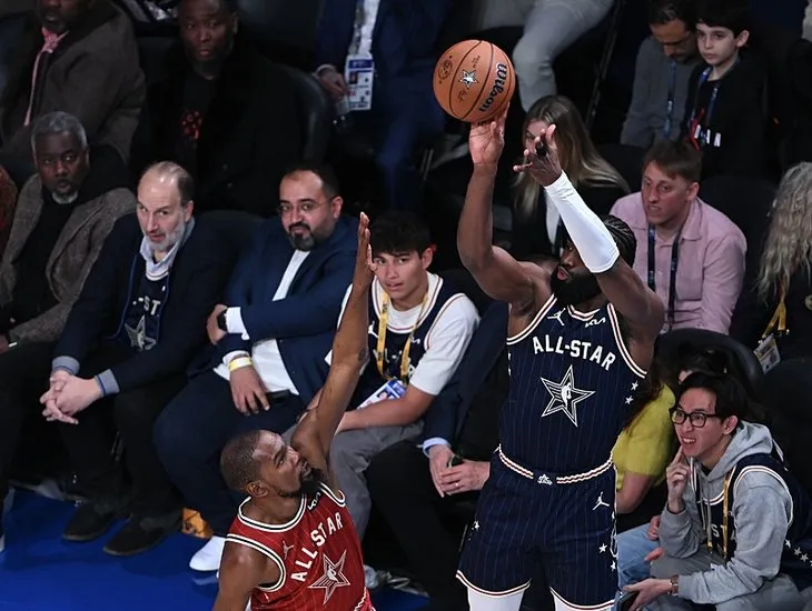 NBA All Star maçında tarihi rekor kırıldı! Kobe Bryant Ödülü Damian Lillard’ın oldu