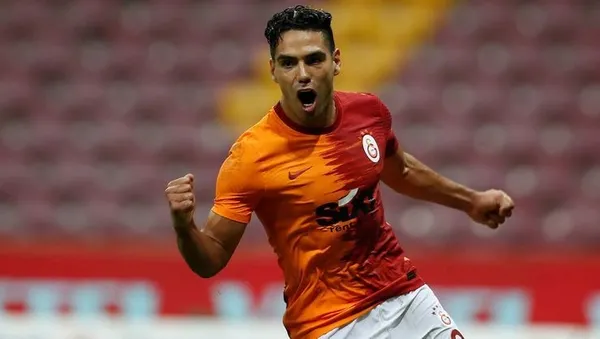 radamel-falcao-galatasaraydan-ayriliyor-mu-surpriz-bir-aciklama-geldi-1613154650867.jpg Radamel Falcao Galatasaray'dan ayrılıyor mu? Sürpriz bir açıklama geldi - 4