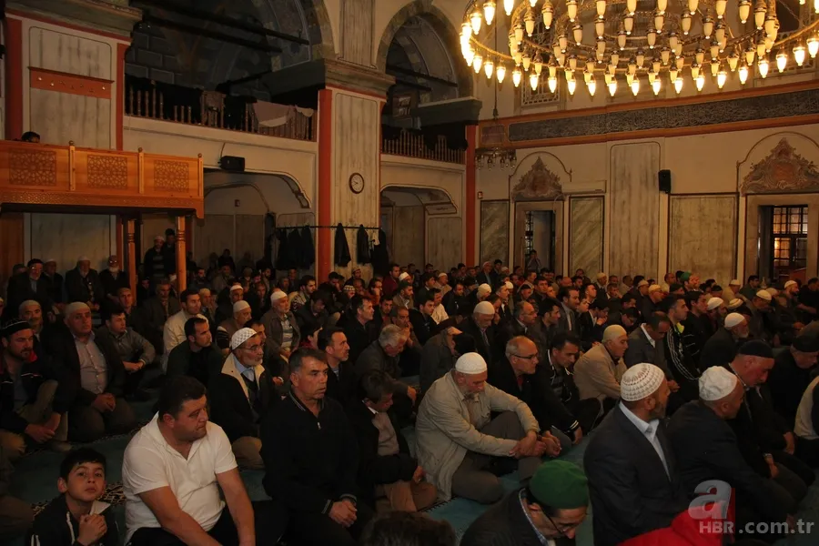 Arefe Günü hangi sureler, dualar okunur? Arife Günü ibadetleri nelerdir? İhlas, Fatiha, Nas, Felak sureleri! 7