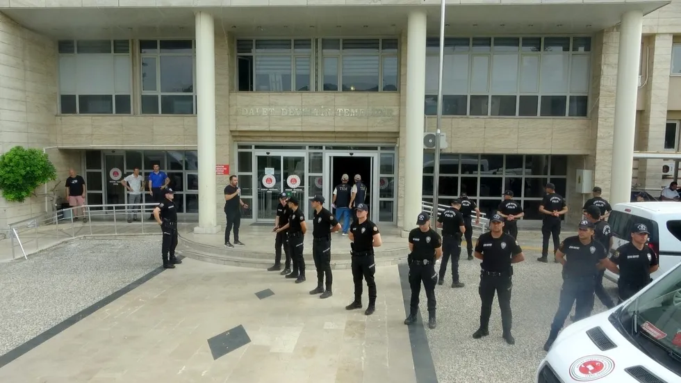 1786091938696.jpg Suikastçı FETÖ'cü hain Burkay Karatepe'ye keşif yaptırılıyor! Marmaris ormanlarında silah ve mühimmat avı - 3
