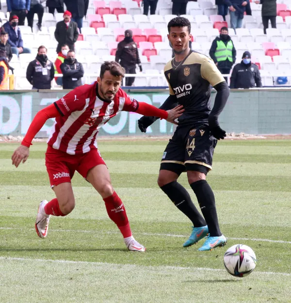 canli-sivasspor-oznur-kablo-yeni-malatyaspor-maci-canli-anlatim-izle-1644755058317.jpg Sivasspor evinde geriden gelerek Öznur Kablo Yeni Malatyaspor'u mağlup etti: 2-1 - 1