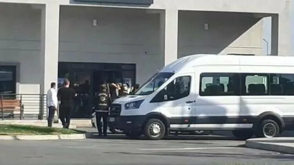 Suç örgütü lideri Sedat Peker’in kilit adamlarından Emre Olur hakkında iddianame hazırlandı! Peker’in talimatları doğrultusunda organize etmiş