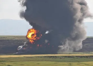 Suriye’de petrol sahasında patlama