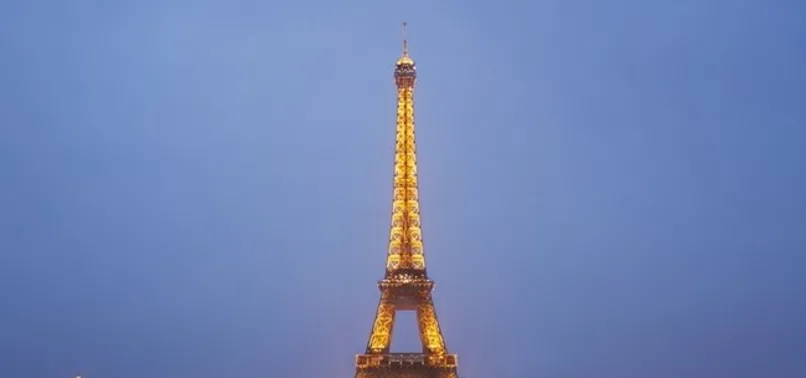 Enerji krizi Fransa'daki Eyfel Kulesi'ni de vurdu! Karanlığa gömülecek...