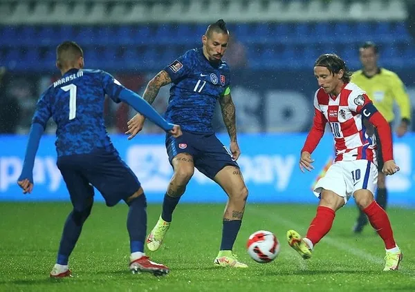 Trabzonspor’dan Hamsik açıklaması! Fenerbahçe maçında olacak mı?