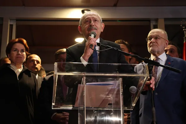 CHP’li yazarların hedefindeki isim Akşener: Resmen intihar etti