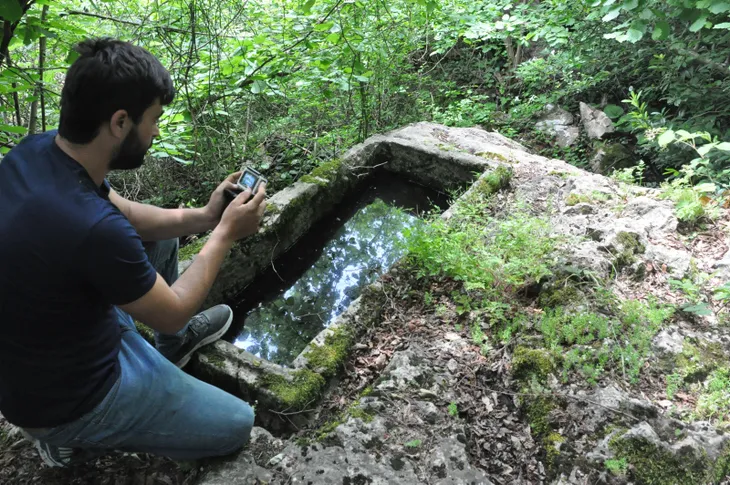 1591867315038.jpg Engerek yılanının doğa fotoğrafçısına saldırısı kameraya yansıdı - 1