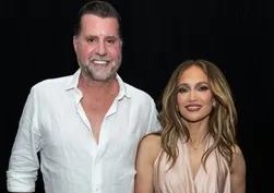 Jennifer Lopez'in Türk tasarımcısı Şafak Çak boşanıyor
