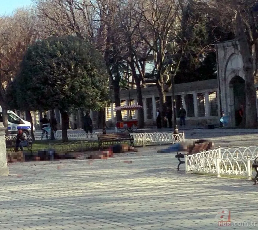 Sultanahmet Meydanı'nda patlama 1