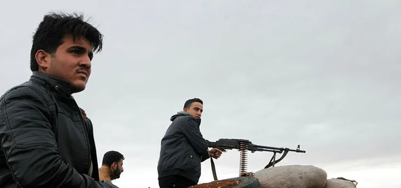 Afrinli Kürt askerler ÖSO'ya katıldı