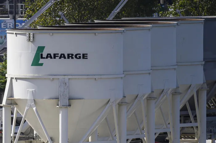 Lafarge skandalı Batı'nın terörle mücadelede ikiyüzlülüğünü ortaya çıkardı - 1