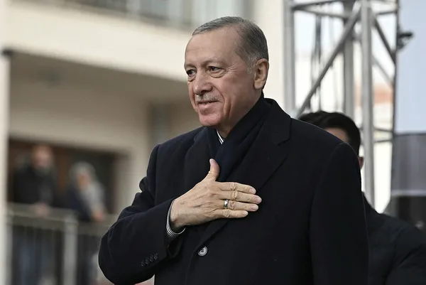 deprem-bolgesinde-ihya-ve-insa-calismalari-tam-gaz-baskan-erdogandan-elazigda-onemli-aciklamalar-1680363548471.jpg Deprem bölgesinde ihya ve inşa çalışmaları tam gaz! Başkan Erdoğan'dan Elazığ'da önemli açıklamalar - 2